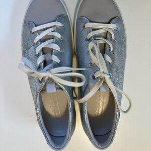 womens ecco sneakers size 9